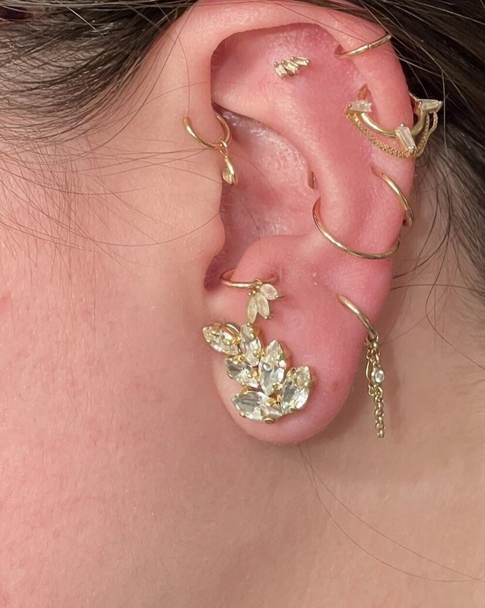Wedding Earrings 4g (5mm) GAUGES pearl, leaf design dangle plugs Single flare